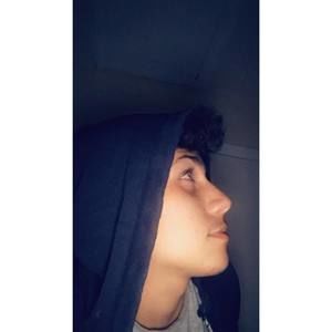 Meet your Posher, Javier